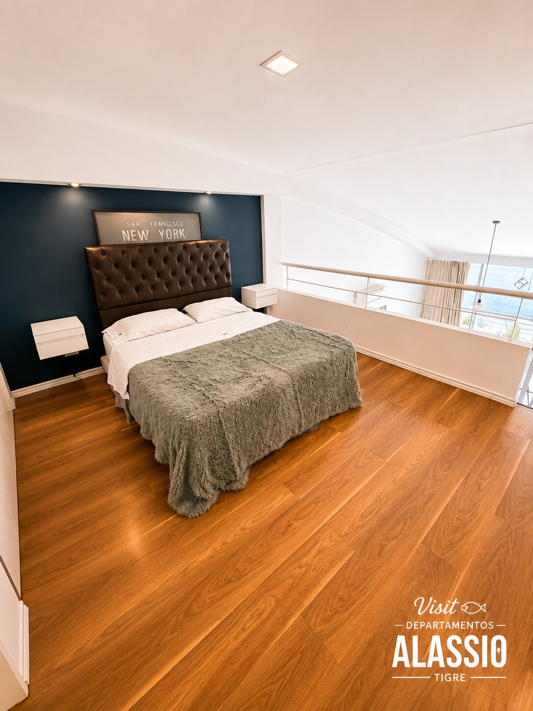 Dormitorio en planta alta, Alassio Entrepiso 311