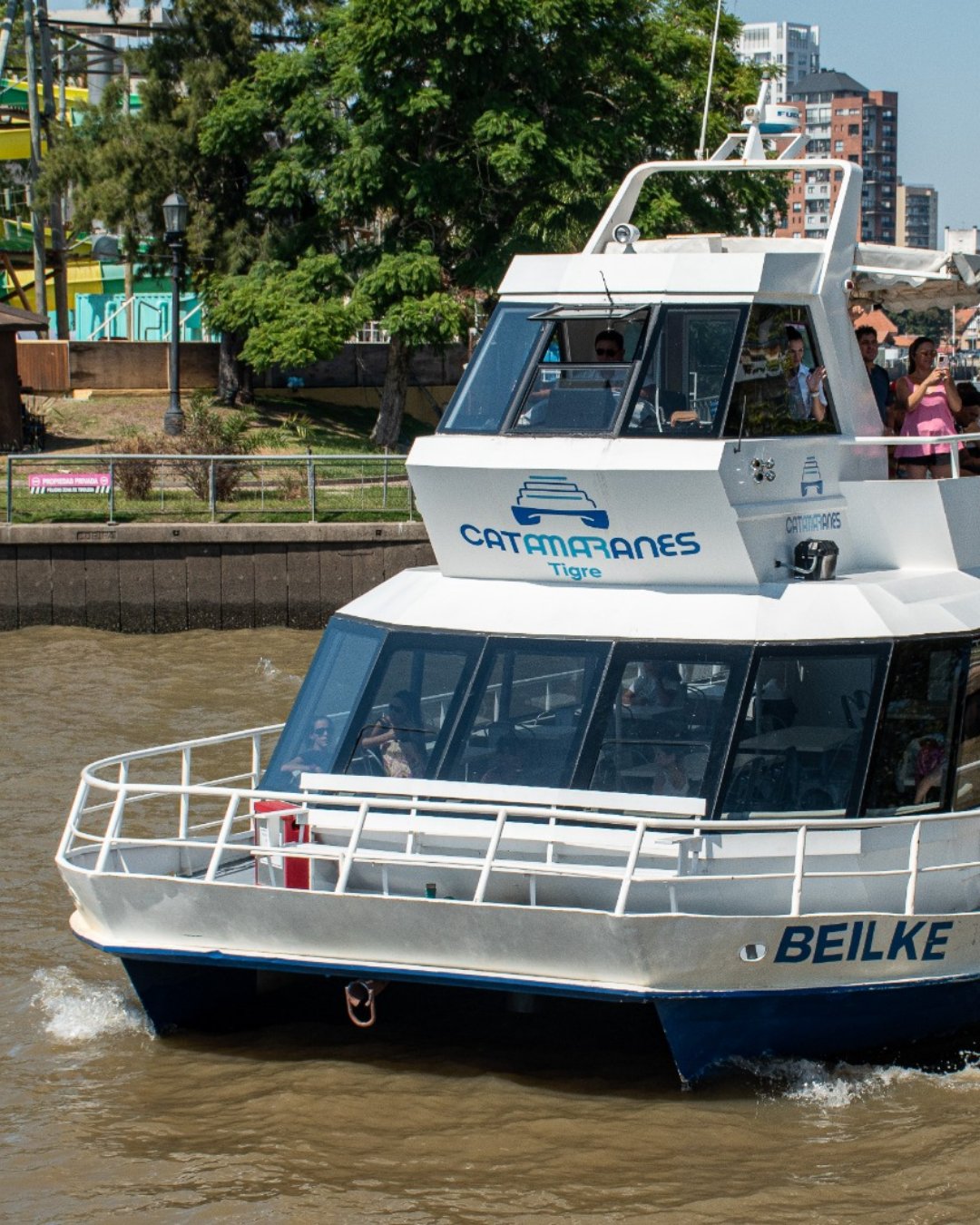 Catamarán por el Delta de Tigre
